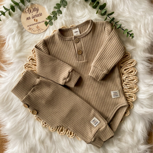 Komplet niemowlęcy "Natural Waffel" Makoma stone (body+spodnie)